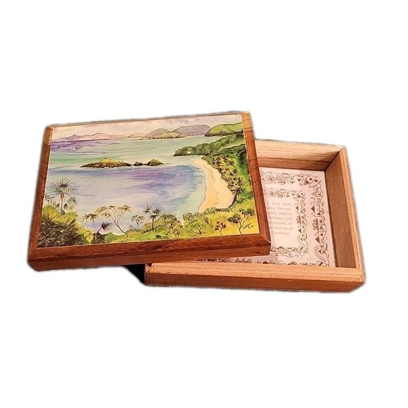 Elaine Eston Annabella US Virgin Islands Cedar Wooden Trinket Jewelry Box 1994 - Picture 1 of 14